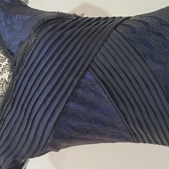 Montique, blue with black lace overlay, bodycon dress, size 10 - Picture 5 of 12